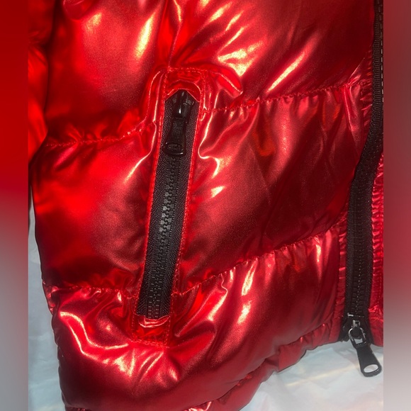 ‼️SOLD‼️red metallic puffer jacket - Picture 2 of 11